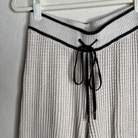 Sancia Josefina Knit Set - Picture 7 of 11